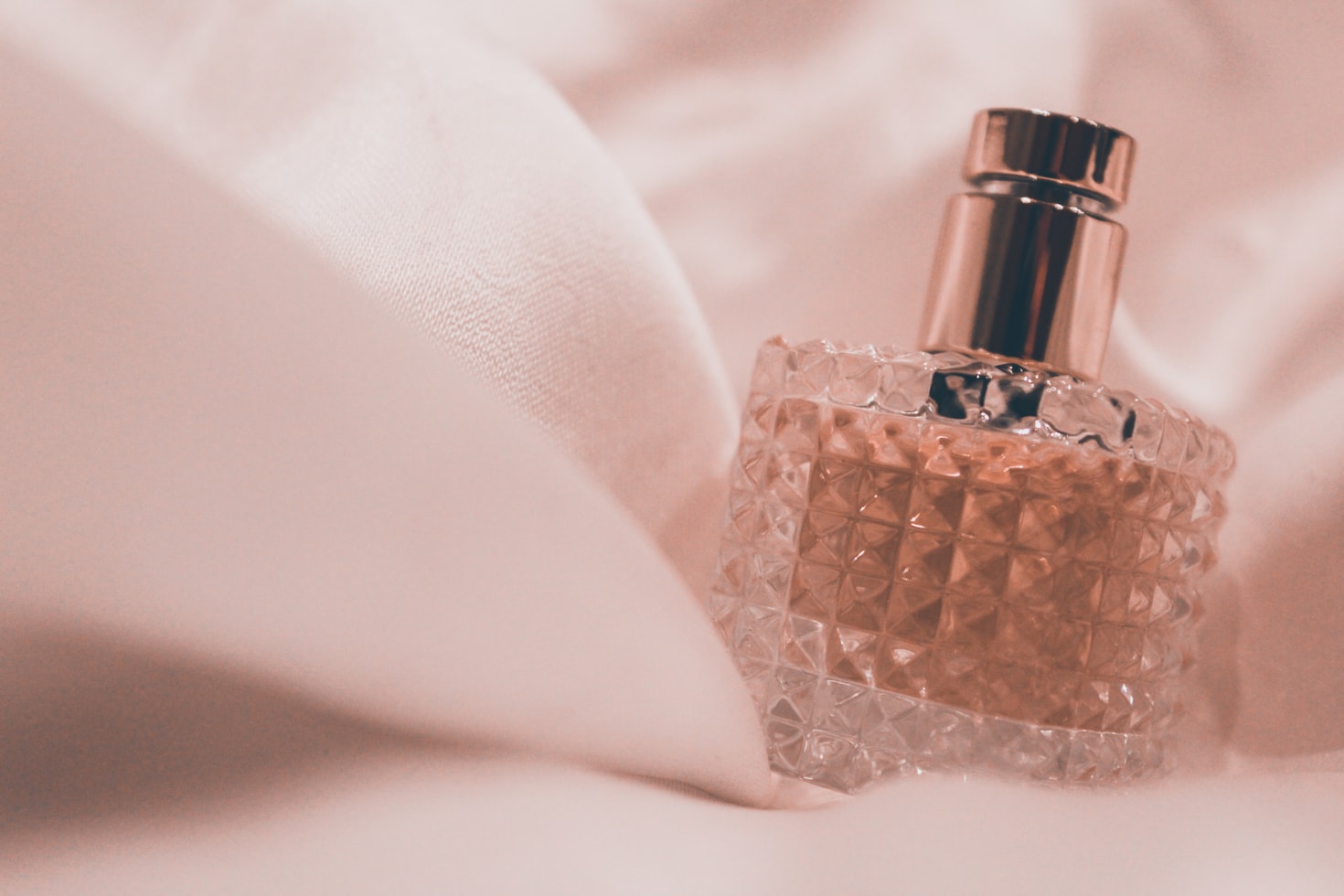 The Story of Amouage Perfume From Oman s Traditional Scent to